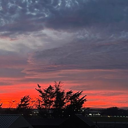 רוצ'פורד Southend Airport Bed & Breakfast מראה חיצוני תמונה