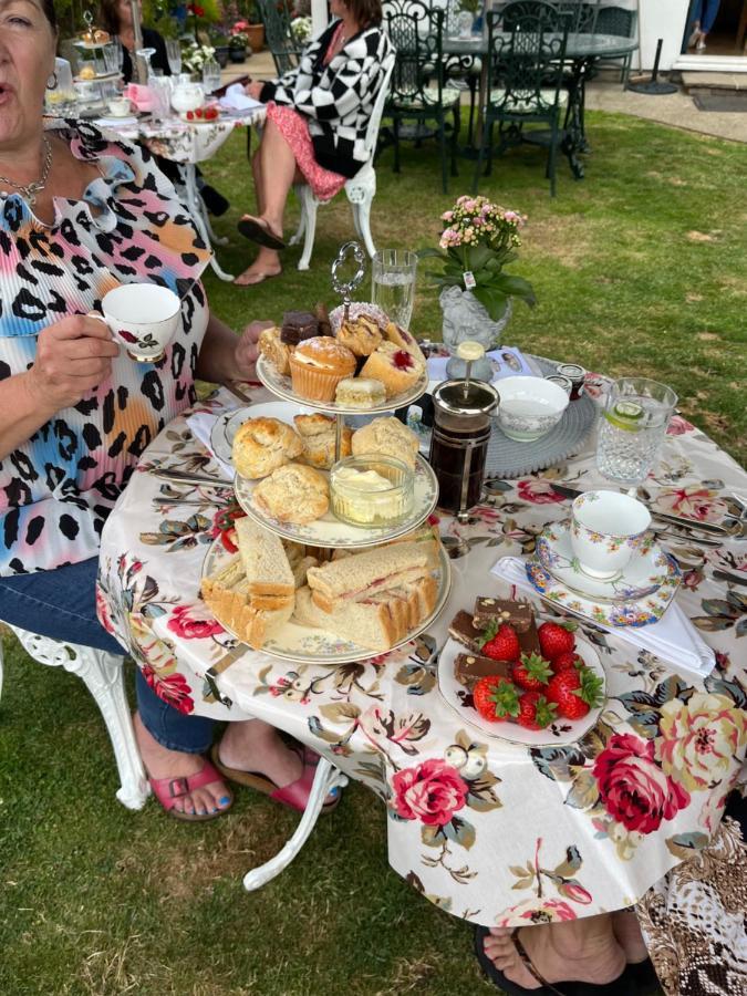 רוצ'פורד Southend Airport Bed & Breakfast מראה חיצוני תמונה