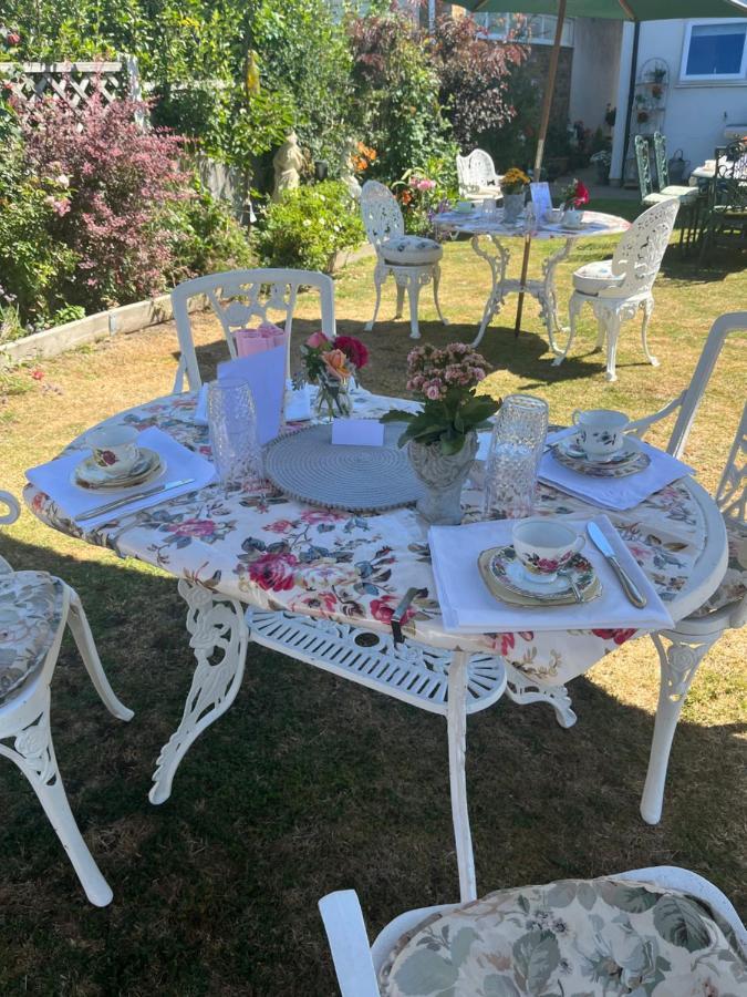 רוצ'פורד Southend Airport Bed & Breakfast מראה חיצוני תמונה