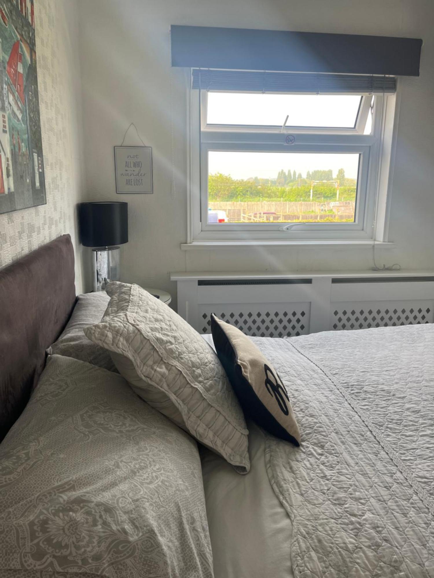 רוצ'פורד Southend Airport Bed & Breakfast מראה חיצוני תמונה
