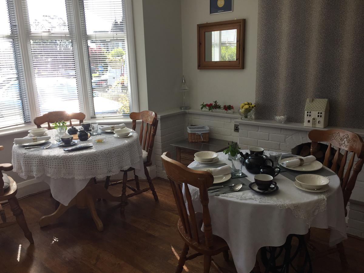 רוצ'פורד Southend Airport Bed & Breakfast מראה חיצוני תמונה